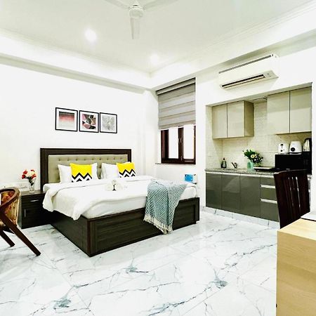 Bluo Studio2 Golf Course Road - Gym, Terrace Garden Gurgaon Exterior foto